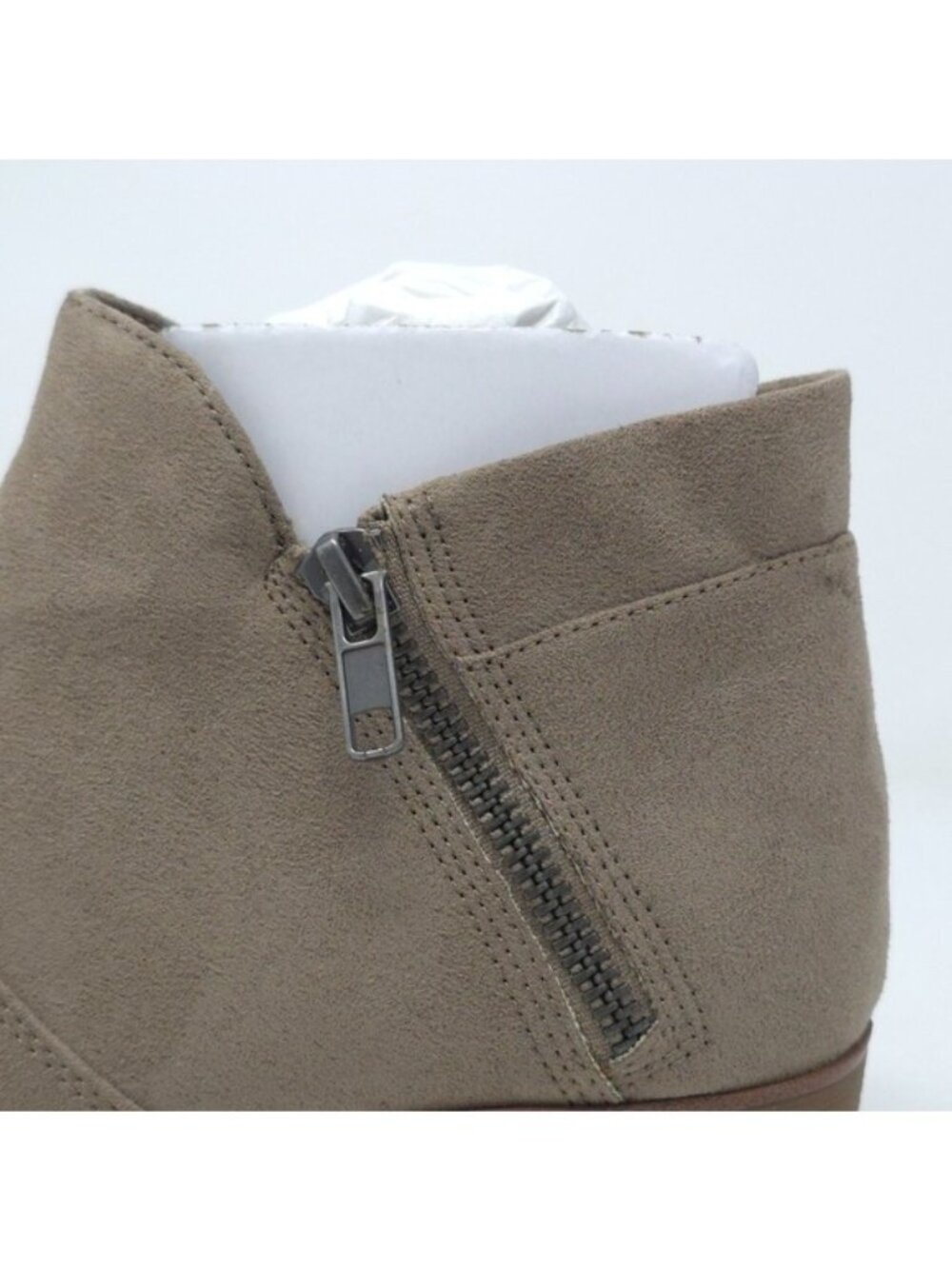 Sun + Stone Taupe Ankle Booties size 6M - Picture 8 of 12